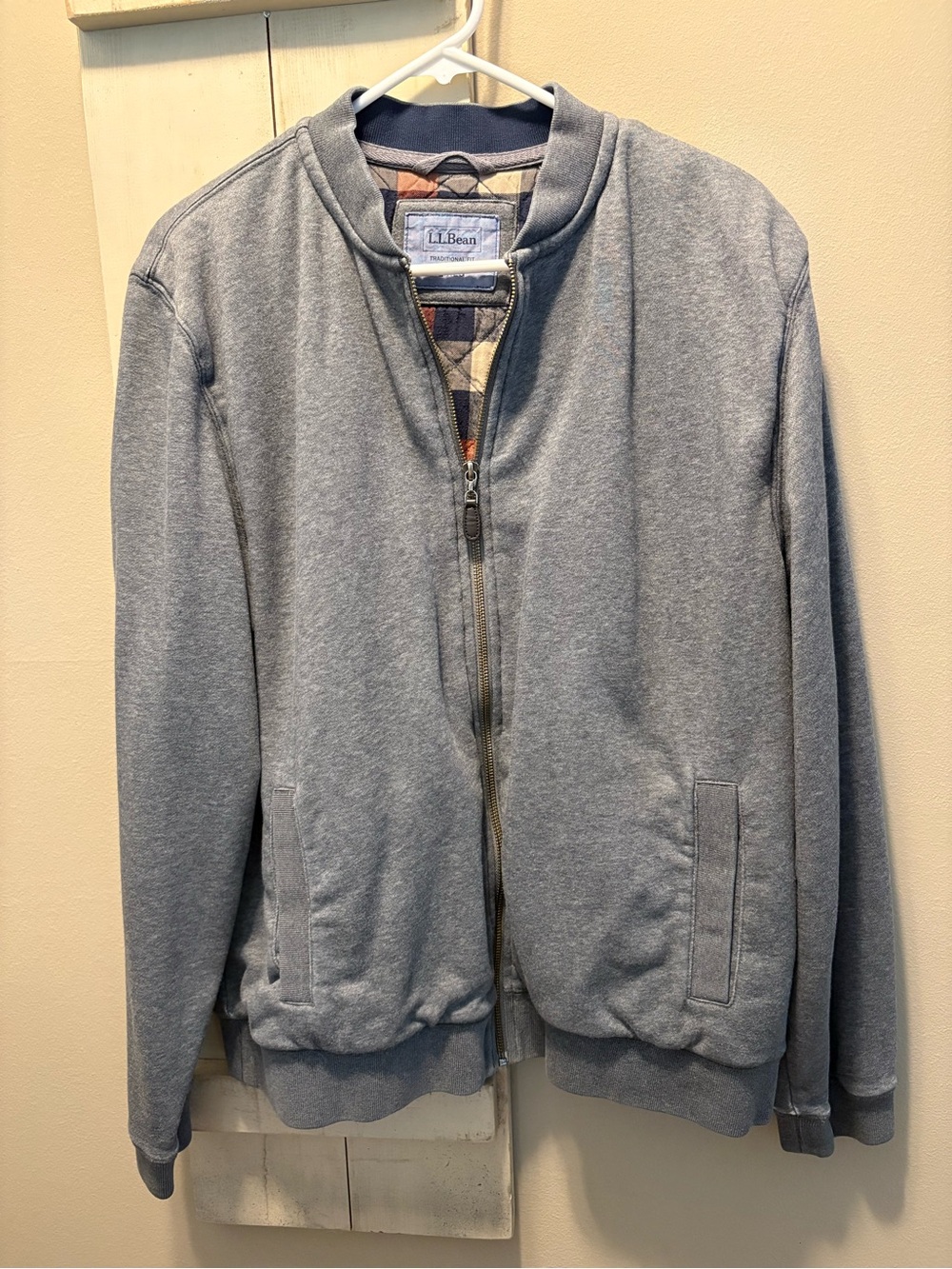 L.L. Bean Mens Gray Bomber Zip Up Sweatshirt Large Fully Lined